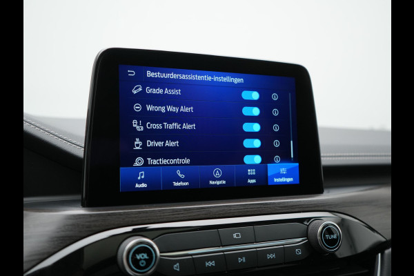 Ford Kuga 2.5 Vignale PHEV 225pk Dealer O.H. | Trekhaak Af Fabriek | Panodak | Adaptive Cruise | Head Up | 360 Camera | Bang & Olufsen | Lederen Comfortstoelen Memory & Verwarmd | Stuur Verwarmd | Apple Carplay | Blis | Keyless | DAB | Navigatie | 20"L.M | Plug In Hybrid |
