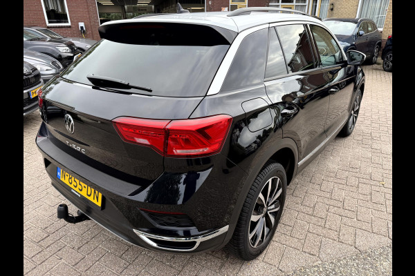 Volkswagen T-Roc 1.0 TSI Style Camera, App Connect, Elek.Achterklep, Trekhaak