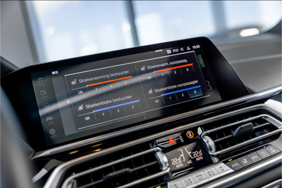 BMW X5 xDrive45e High Executive - M Sport | Panorama | Swarovski | H&K | Stoelkoeling | Elek. Trekhaak