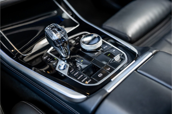 BMW X5 xDrive45e High Executive - M Sport | Panorama | Swarovski | H&K | Stoelkoeling | Elek. Trekhaak