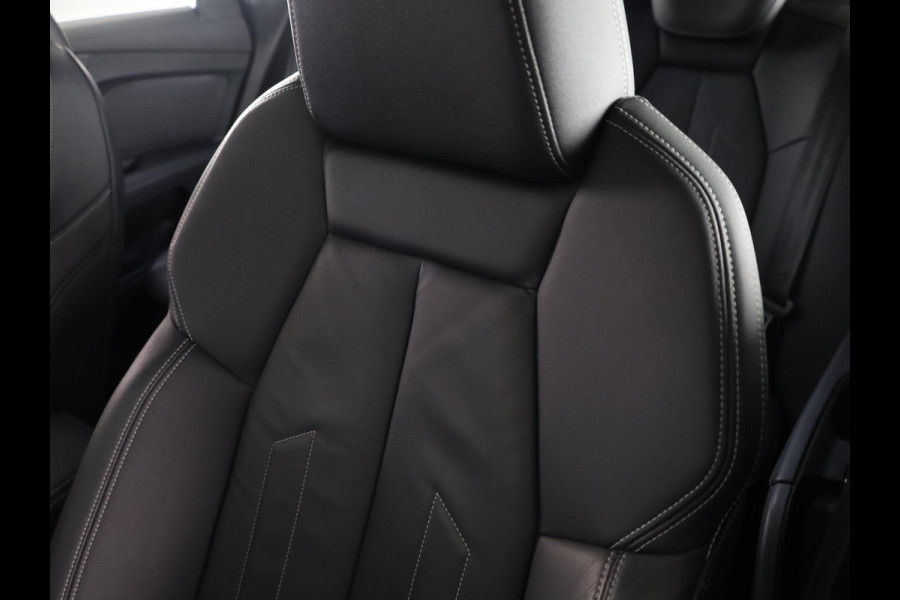 Audi Q4 e-tron 40 Launch edition Advanced Plus 77 kWh 204pk | Panoramadak | Trekhaak | Lederen bekleding | Apple Carplay/Android Auto | Cruise control adaptief | Warmtepomp |