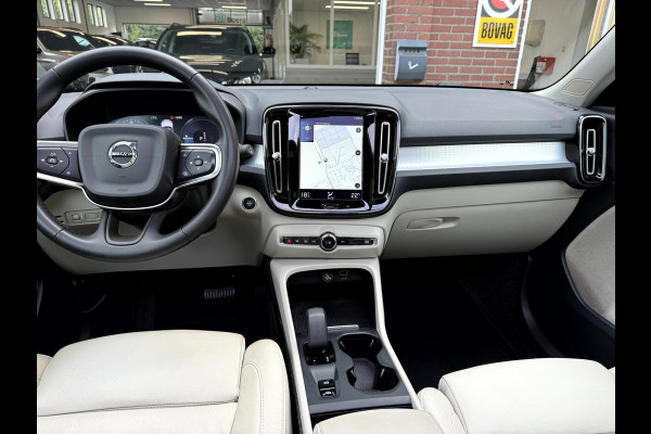 Volvo XC40 1.5 T4 Recharge Inscription Panoramadak, Leer, 18''Lmv