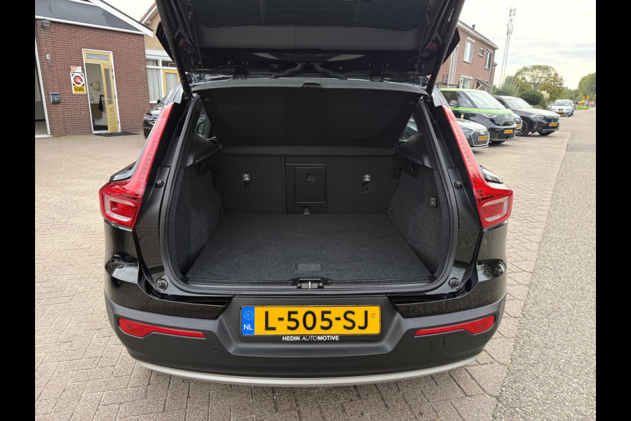 Volvo XC40 1.5 T4 Recharge Inscription Panoramadak, Leer, 18''Lmv