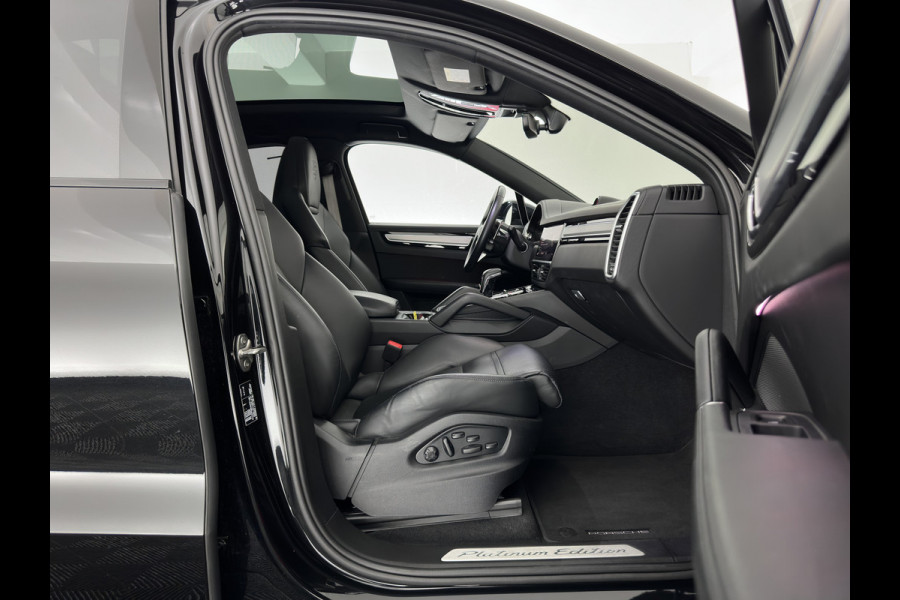 Porsche Cayenne Coupé 3.0 E-Hybrid Platinum Edition (Plug-In) {SoH-100%} Aut. *PANO | LEATHER | FULL-LED | BOSE-SURROUND | MEMORY-PACK | TOPVIEW | SPORTSEATS | DAB | NAVI-FULLAMP | PRIVACY-GLASS | SHIFTPADDLES | TOWBAR | 22''ALU*