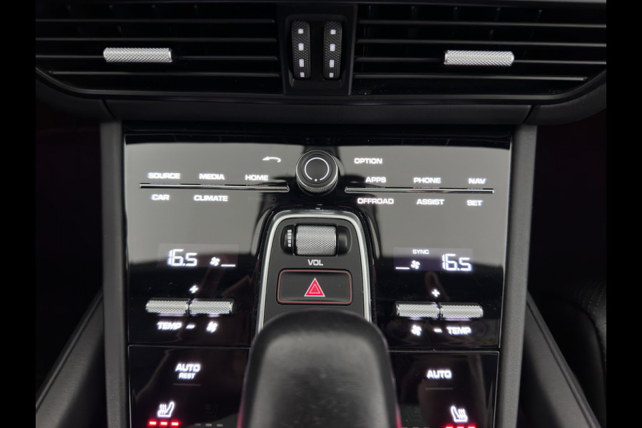 Porsche Cayenne Coupé 3.0 E-Hybrid Platinum Edition (Plug-In) {SoH-100%} Aut. *PANO | LEATHER | FULL-LED | BOSE-SURROUND | MEMORY-PACK | TOPVIEW | SPORTSEATS | DAB | NAVI-FULLAMP | PRIVACY-GLASS | SHIFTPADDLES | TOWBAR | 22''ALU*