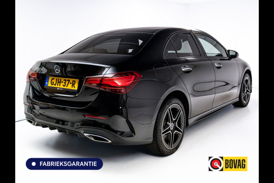 Mercedes-Benz A-Klasse 250 e Star Edition AMG Line Night Facelift | Adap. Cruise | Stoelverw. | Sfeerverlichting | Navigatie | App. connect | Camera, Dodehoek waarschuwing, All season banden