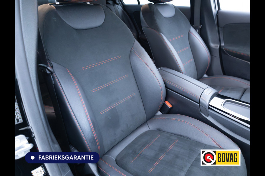Mercedes-Benz A-Klasse 250 e Star Edition AMG Line Night Facelift | Adap. Cruise | Stoelverw. | Sfeerverlichting | Navigatie | App. connect | Camera, Dodehoek waarschuwing, All season banden