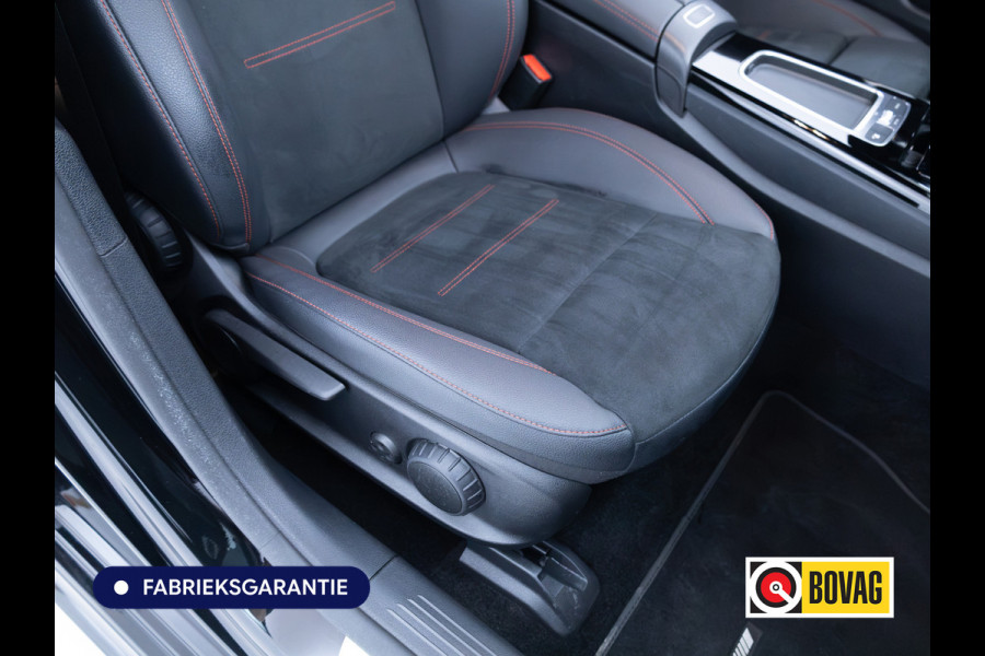 Mercedes-Benz A-Klasse 250 e Star Edition AMG Line Night Facelift | Adap. Cruise | Stoelverw. | Sfeerverlichting | Navigatie | App. connect | Camera, Dodehoek waarschuwing, All season banden