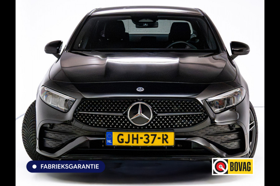 Mercedes-Benz A-Klasse 250 e Star Edition AMG Line Night Facelift | Adap. Cruise | Stoelverw. | Sfeerverlichting | Navigatie | App. connect | Camera, Dodehoek waarschuwing, All season banden