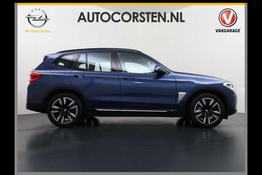 BMW iX3 Panoramadak SOH 99% Leder Adap.Cruise Camera Apple Carplay Android Auto 3-Zone Ecc Executive 80kWh Elek.Achterklep Adaptief onderstel Stoelverwarming Pdc Lmv Led Elek.Stoelen Isofix Bluetooth