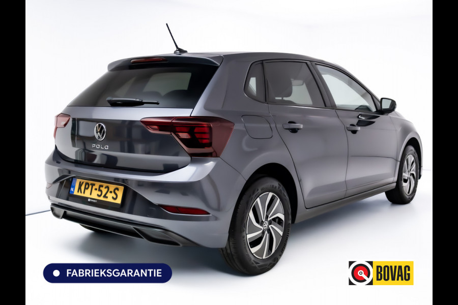 Volkswagen Polo 1.0 TSI Business Edition Automaat | Camera | Cruise | PDC V+A | Airco | App-connect Privacy glas, Grootlicht assistent, Digitaal dashboard, 15 inch LMV
