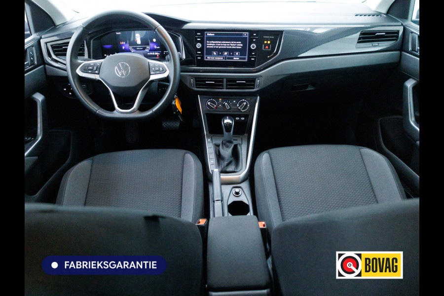 Volkswagen Polo 1.0 TSI Business Edition Automaat | Camera | Cruise | PDC V+A | Airco | App-connect Privacy glas, Grootlicht assistent, Digitaal dashboard, 15 inch LMV