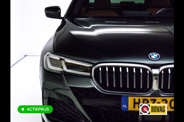 BMW 5 Serie BMW 545e xDrive M-Sport 394PK | 6-CIL. | SCHUIFDAK | TREKHAAK | 360° | ACC | STOEL- & STUURVERW | Adaptieve Cruise, Lederen bekleding, Comfortstoelen, Electrische verstelbare voorstoelen