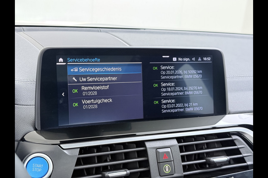 BMW iX3 Panoramadak SOH 99% Leder Adap.Cruise Camera Apple Carplay Android Auto 3-Zone Ecc Executive 80kWh Elek.Achterklep Adaptief onderstel Stoelverwarming Pdc Lmv Led Elek.Stoelen Isofix Bluetooth