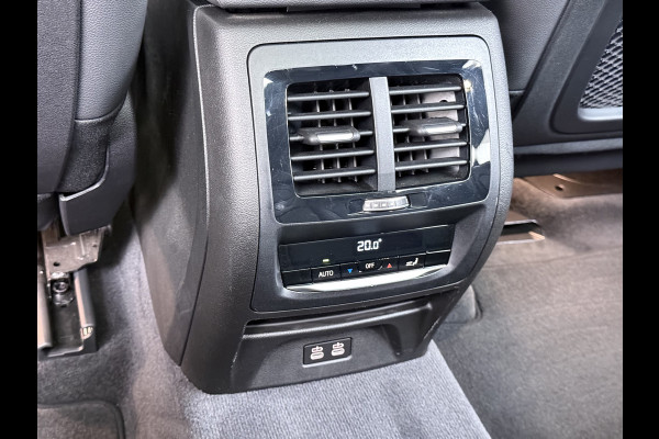 BMW iX3 Panoramadak SOH 99% Leder Adap.Cruise Camera Apple Carplay Android Auto 3-Zone Ecc Executive 80kWh Elek.Achterklep Adaptief onderstel Stoelverwarming Pdc Lmv Led Elek.Stoelen Isofix Bluetooth