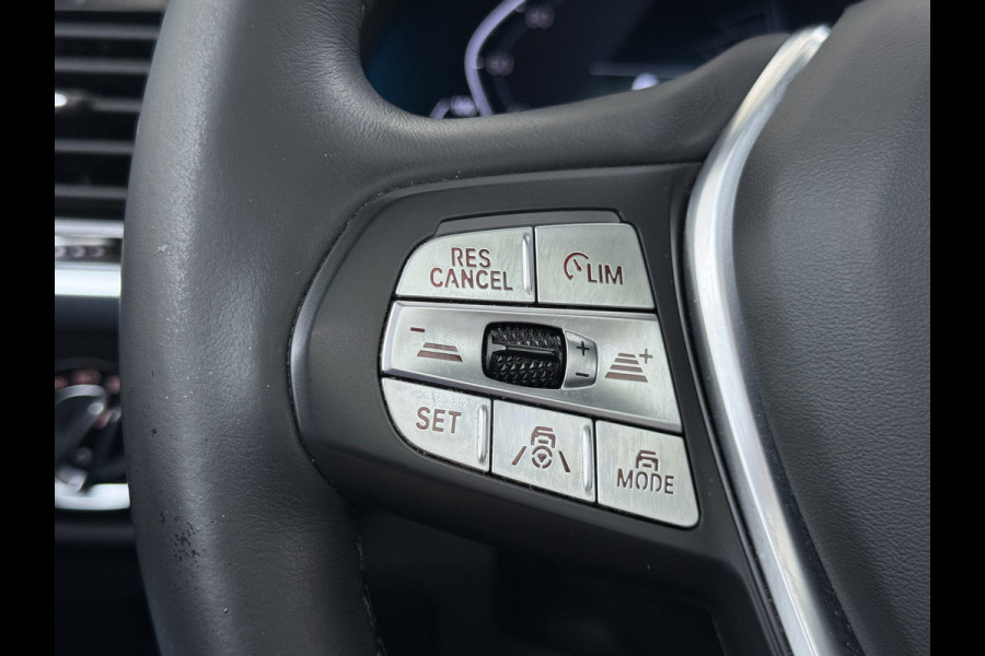 BMW iX3 Panoramadak SOH 99% Leder Adap.Cruise Camera Apple Carplay Android Auto 3-Zone Ecc Executive 80kWh Elek.Achterklep Adaptief onderstel Stoelverwarming Pdc Lmv Led Elek.Stoelen Isofix Bluetooth