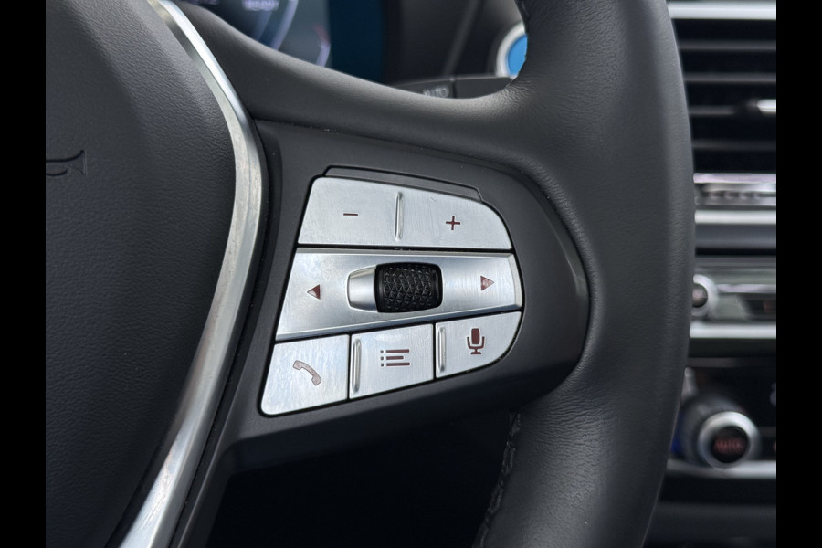 BMW iX3 Panoramadak SOH 99% Leder Adap.Cruise Camera Apple Carplay Android Auto 3-Zone Ecc Executive 80kWh Elek.Achterklep Adaptief onderstel Stoelverwarming Pdc Lmv Led Elek.Stoelen Isofix Bluetooth
