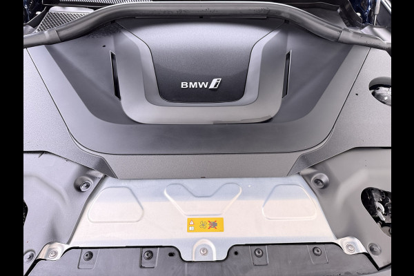 BMW iX3 Panoramadak SOH 99% Leder Adap.Cruise Camera Apple Carplay Android Auto 3-Zone Ecc Executive 80kWh Elek.Achterklep Adaptief onderstel Stoelverwarming Pdc Lmv Led Elek.Stoelen Isofix Bluetooth