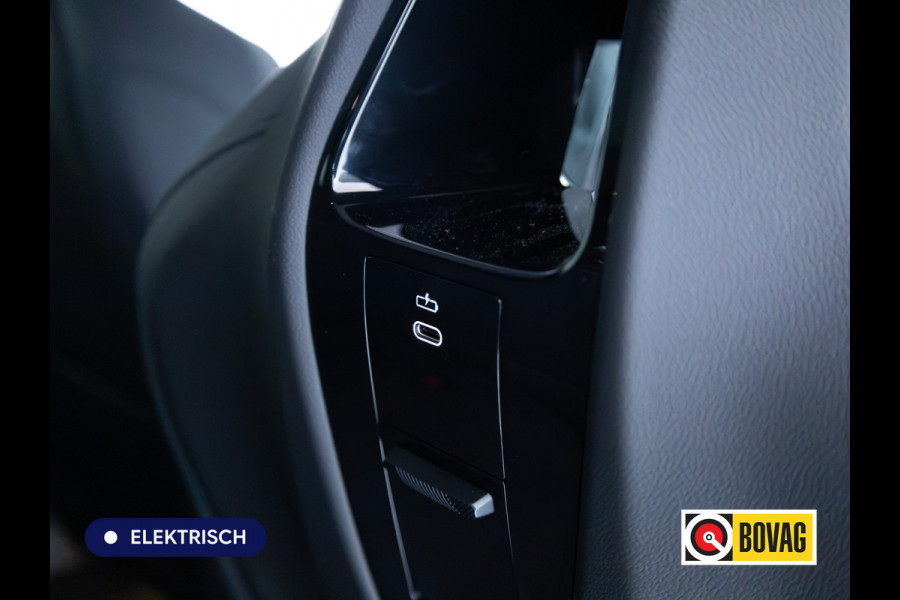 BMW iX xDrive45 101 kWh M-Sport | Pano | Elec. Trekhaak | Luchtvering | Verlichte gril | Stoelverw. en koeling, | Achterbankverw. | Softclose, Meesturende achteras, Harman Kardon, 36 maanden Fabrieksgarantie NL-Auto, Service Inclusive