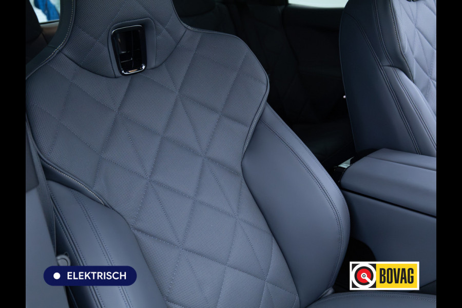BMW iX xDrive45 101 kWh M-Sport | Pano | Elec. Trekhaak | Luchtvering | Verlichte gril | Stoelverw. en koeling, | Achterbankverw. | Softclose, Meesturende achteras, Harman Kardon, 36 maanden Fabrieksgarantie NL-Auto, Service Inclusive