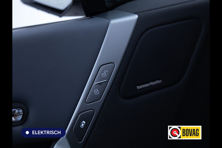 BMW iX xDrive45 101 kWh M-Sport | Pano | Elec. Trekhaak | Luchtvering | Verlichte gril | Stoelverw. en koeling, | Achterbankverw. | Softclose, Meesturende achteras, Harman Kardon, 36 maanden Fabrieksgarantie NL-Auto, Service Inclusive
