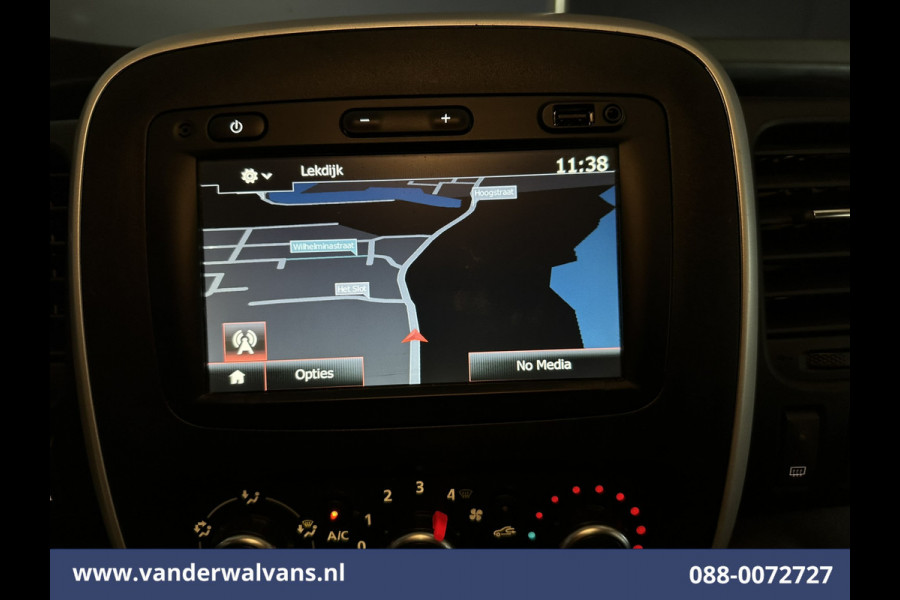 Renault Trafic 2.0 dCi 120pk L2H1 Euro6 Airco | Imperiaal | Navigatie | LED | Cruisecontrol Trekhaak, Parkeersensoren