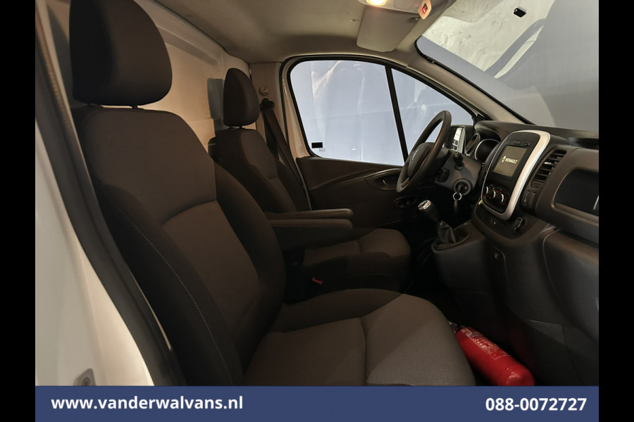 Renault Trafic 2.0 dCi 120pk L2H1 Euro6 Airco | Imperiaal | Navigatie | LED | Cruisecontrol Trekhaak, Parkeersensoren