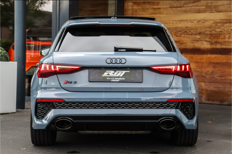 Audi RS3 Sportback 2.5 Quattro **Ceramic/Pano/Massage/B&O/Carbon**