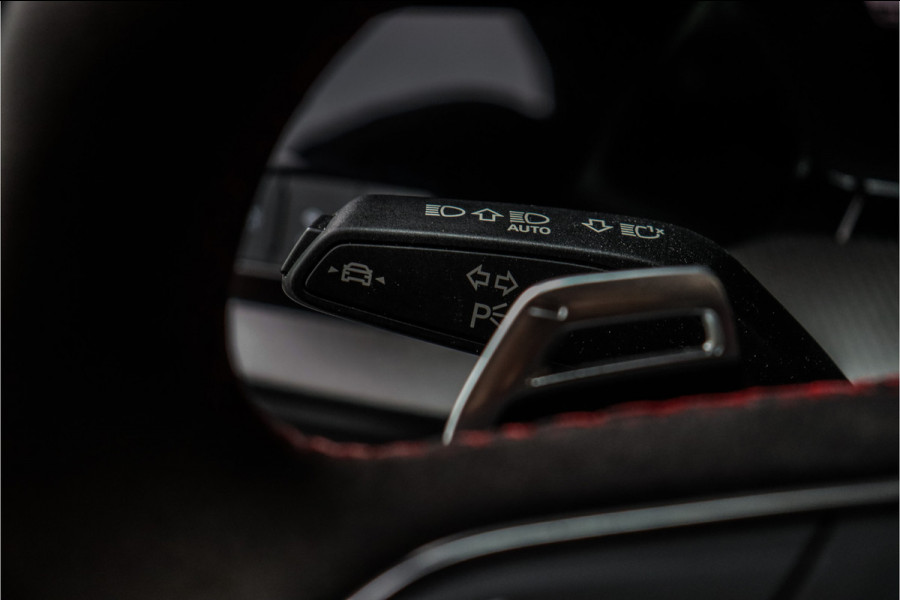 Audi RS3 Sportback 2.5 Quattro **Ceramic/Pano/Massage/B&O/Carbon**