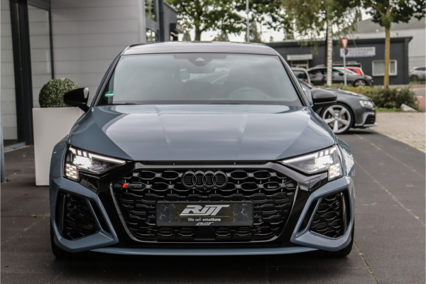 Audi RS3 Sportback 2.5 Quattro **Ceramic/Pano/Massage/B&O/Carbon**