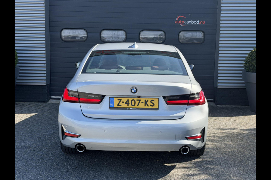 BMW 3-serie 330e High Executive | Camera | Navigatie | Memory Stoelen | Lederen Bekleding | Stoelverwarming |