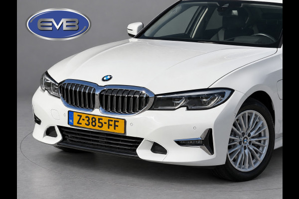 BMW 3-serie 330e Automaat High Executive, schuifdak, lederen sportinterieur, headup display, stoelverwarming
