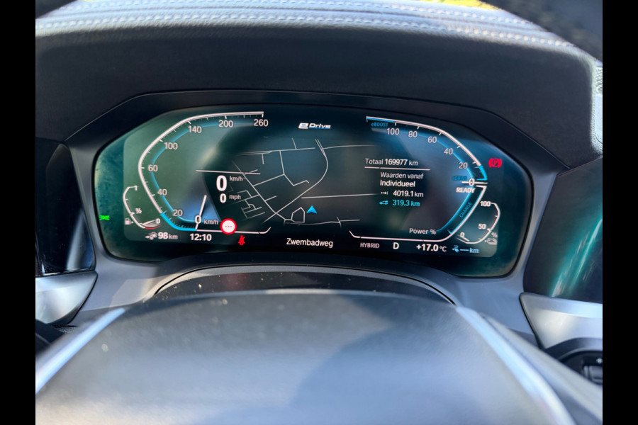 BMW 3-serie 330e Automaat High Executive, schuifdak, lederen sportinterieur, headup display, stoelverwarming