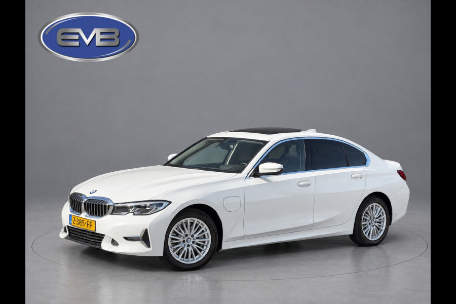 BMW 3-serie 330e Automaat High Executive, schuifdak, lederen sportinterieur, headup display, stoelverwarming