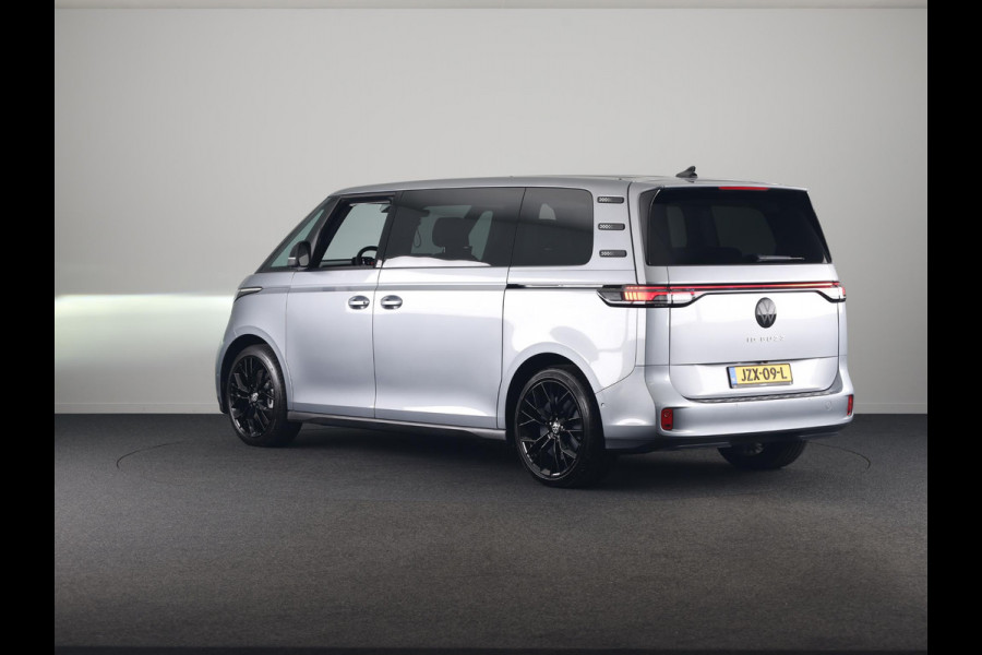 Volkswagen ID. Buzz Pro Bulli Limited Edition 86 kWh LWB 286 pk | 7-persoons | Rondomzicht camera | 21 Inch | Elektr. achterklep | Matrix LED koplampen | Parkeersensoren (Park assist)
