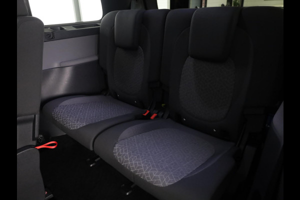 Volkswagen ID. Buzz Pro Bulli Limited Edition 86 kWh LWB 286 pk | 7-persoons | Rondomzicht camera | 21 Inch | Elektr. achterklep | Matrix LED koplampen | Parkeersensoren (Park assist)