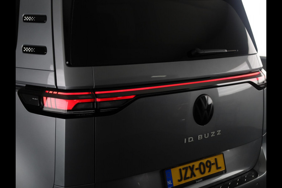 Volkswagen ID. Buzz Pro Bulli Limited Edition 86 kWh LWB 286 pk | 7-persoons | Rondomzicht camera | 21 Inch | Elektr. achterklep | Matrix LED koplampen | Parkeersensoren (Park assist)