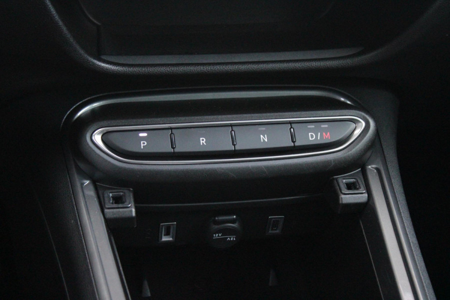 Fiat 600 1.2 110PK Hybrid AUTOMAAT POP | WINTER PACK: VERWAMBARE VOORSTOELEN/VERWARMBARE VOORRUIT | PACK COMFORT: ACHTERUITRIJCAMERA MET DYNAMISCHE HULPLIJNEN/AUDIOSYSTEEM MET 6 SPEAKERS/DRAADLOOS LADEN/KEYLESS ENTRY/NAVIGATIE/PARKEERSENSOREN VOOR EN ACHTER/VERKEERSBORDINFORMATIE | PACK STYLE: 17" LICHTMETALEN VELGEN/HOOGGLANS ZWARTE SPIEGELKAPPEN/VERCHROME OMLIJSTING/LED RICHTINGAANWIJZERS/LED MISTLAMPEN/DASHBOARD IN CARROSSERIEKLEUR | DRAADLOZE APPLE CARPLAY/ANDROID AUTO |