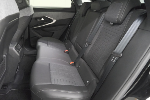 Peugeot 3008 1.2 Hybrid 136 GT | Elektrische Kofferklep | Camera | Adaptieve Cruise Control | Apple CarPlay