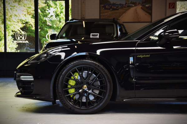 Porsche Panamera Sport Turismo 2.9 4 E-Hybrid 10 Years Edition|Navi|Leder|Soft-Close|Sport-Chrono