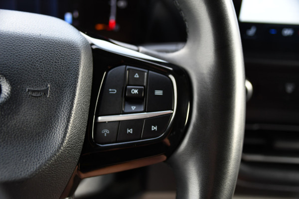 Ford Transit Custom 320 2.0 TDCI L2H1 PB Edition Limited Adaptieve Cruise, Camera, Carplay, LED, 170pk, Automaat, Stoelverwarming, Trekhaak, Virtual, Multimedia, Uniek!