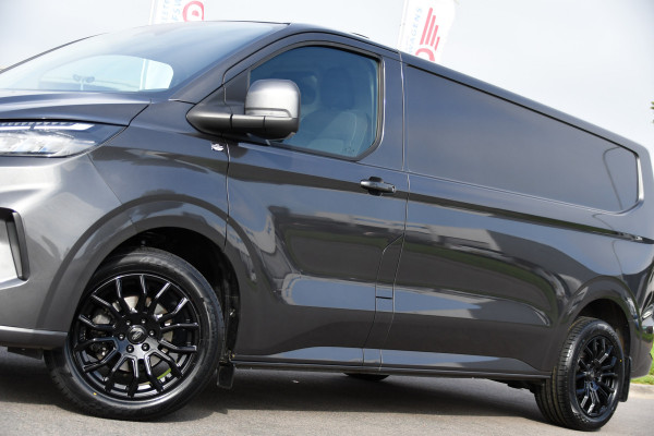 Ford Transit Custom 320 2.0 TDCI L2H1 PB Edition Limited Adaptieve Cruise, Camera, Carplay, LED, 170pk, Automaat, Stoelverwarming, Trekhaak, Virtual, Multimedia, Uniek!