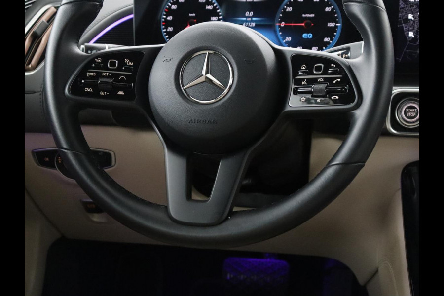 Mercedes-Benz EQC 400 4MATIC Business Solution Luxury 80 kWh | SOH 96.9% | Panoramdak | Leder | Adaptive cruise | Carplay | Sfeerverlichting | Burnmester Surround | Full LED | Stoelverwarming | Camera | Park assist |