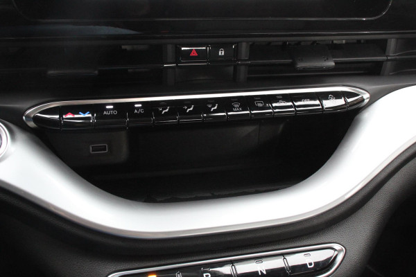 Fiat 500E 42 kWh 118pk Icon Actieradius WLTP 329km Navigatie Apple Carplay/Android Auto Cruise Control Comfort-pakket Climate Control