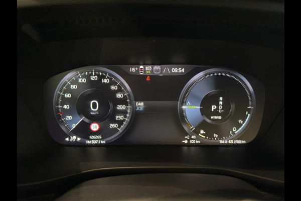 Volvo XC40 T4 Aut. Plug-in Hybrid R-Design ACC Trekhaak Parkeercamera 211pk