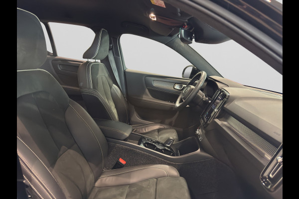 Volvo XC40 T4 Aut. Plug-in Hybrid R-Design ACC Trekhaak Parkeercamera 211pk