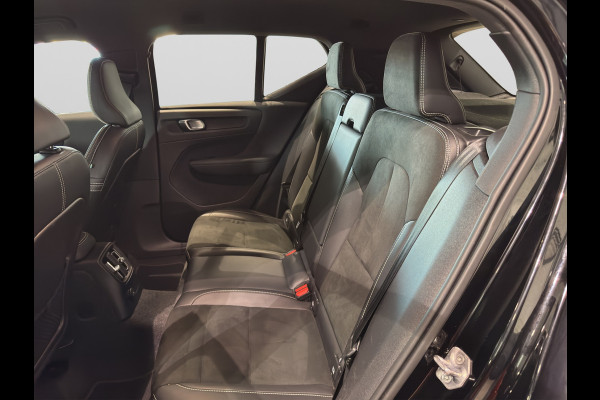 Volvo XC40 T4 Aut. Plug-in Hybrid R-Design ACC Trekhaak Parkeercamera 211pk