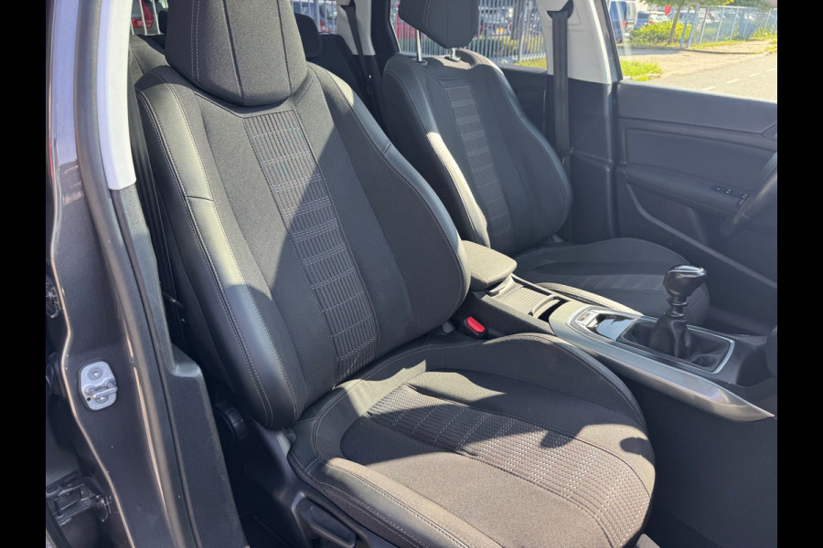 Peugeot 308 SW 1.2 PureTech Blue Lease Premium Panorama Trekhaak