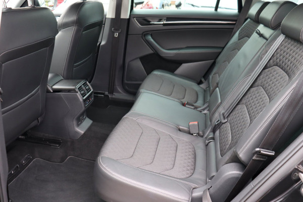 Škoda Kodiaq 1.5 TSI Bus.Ed. Plus 7persoons El.klep+trekhaak camera Digitaal-dashboard h.leer+vw