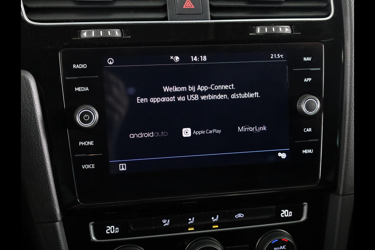 Volkswagen Golf 1.5 TSI Highline 150PK | Automaat (DSG) | Digitaal dashboard | Navigatie | Led
